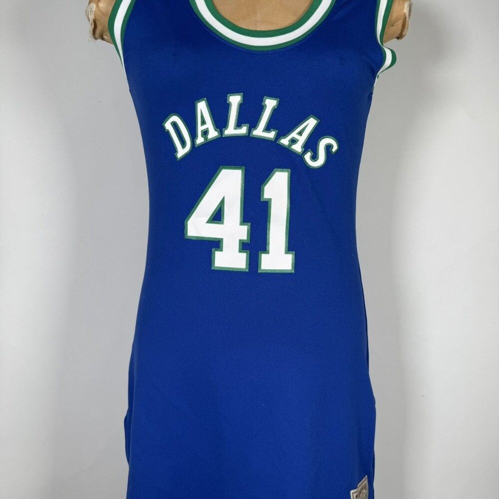 Mitchell & Ness Dallas Mavericks Nowitzki #41 Jersey Dress